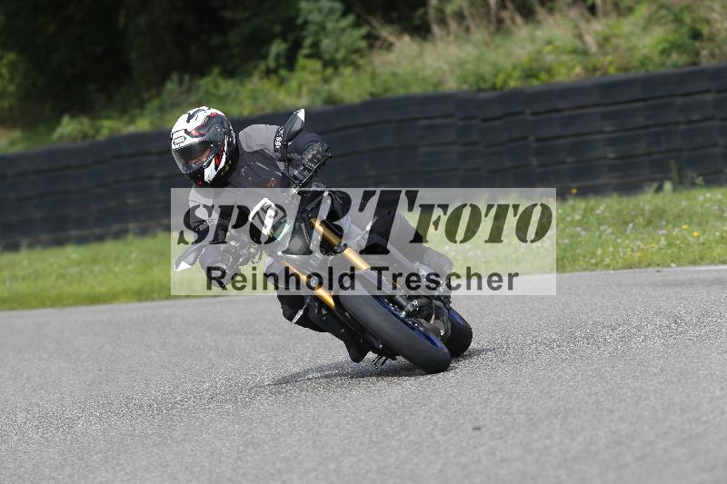 /53 16.09.2025 Track Day Domi Aegerter ADR/Gruppe gruen/75